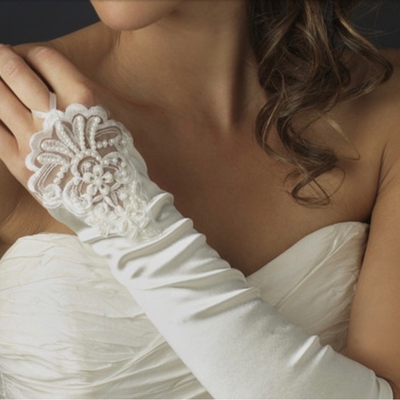 Wedding Gold Formal Below elbow fingerless long gloves.Opened not used.Elegant! - Picture 2 of 7